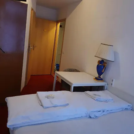Märkischer Hof Hotel-2